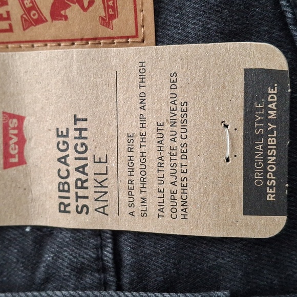 Levi's Ribcage Straight Just a Sec Nwt Sz 28 - Picture 13 of 16